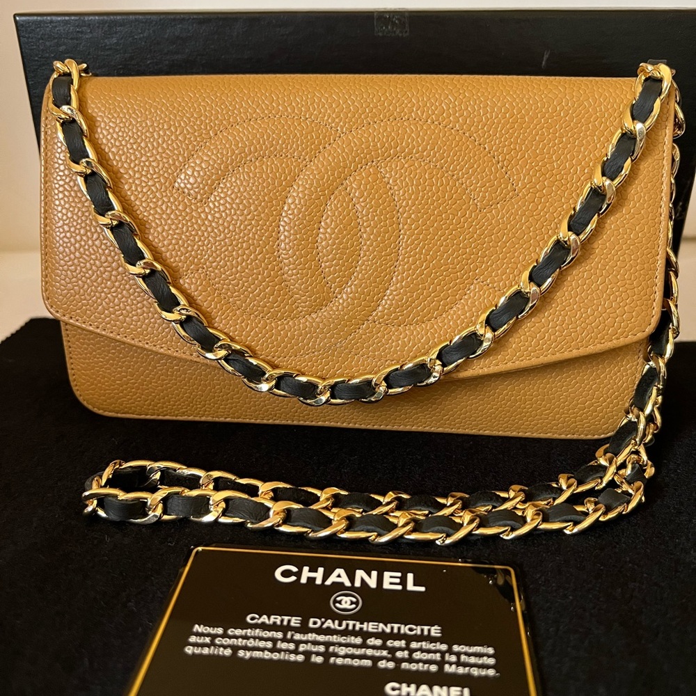 CHANEL Tan Leather Wallet on Chain - Picture 5 of 15